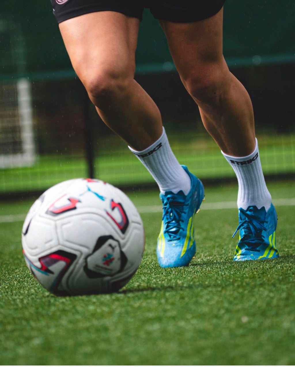 STRIKZ Pro Grip Socks
